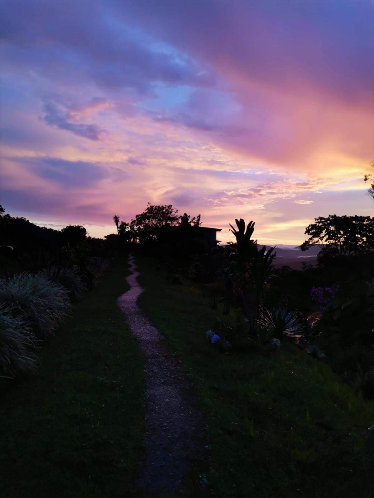 La Cima Del Mundo Villa Chimirol Bagian luar foto